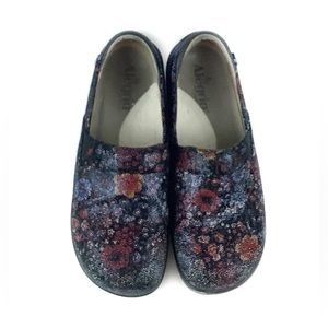 Alegria by PG Nursing Shoes Midnight Garden Slip On Clogs Size 39 (U.S. Size 9)